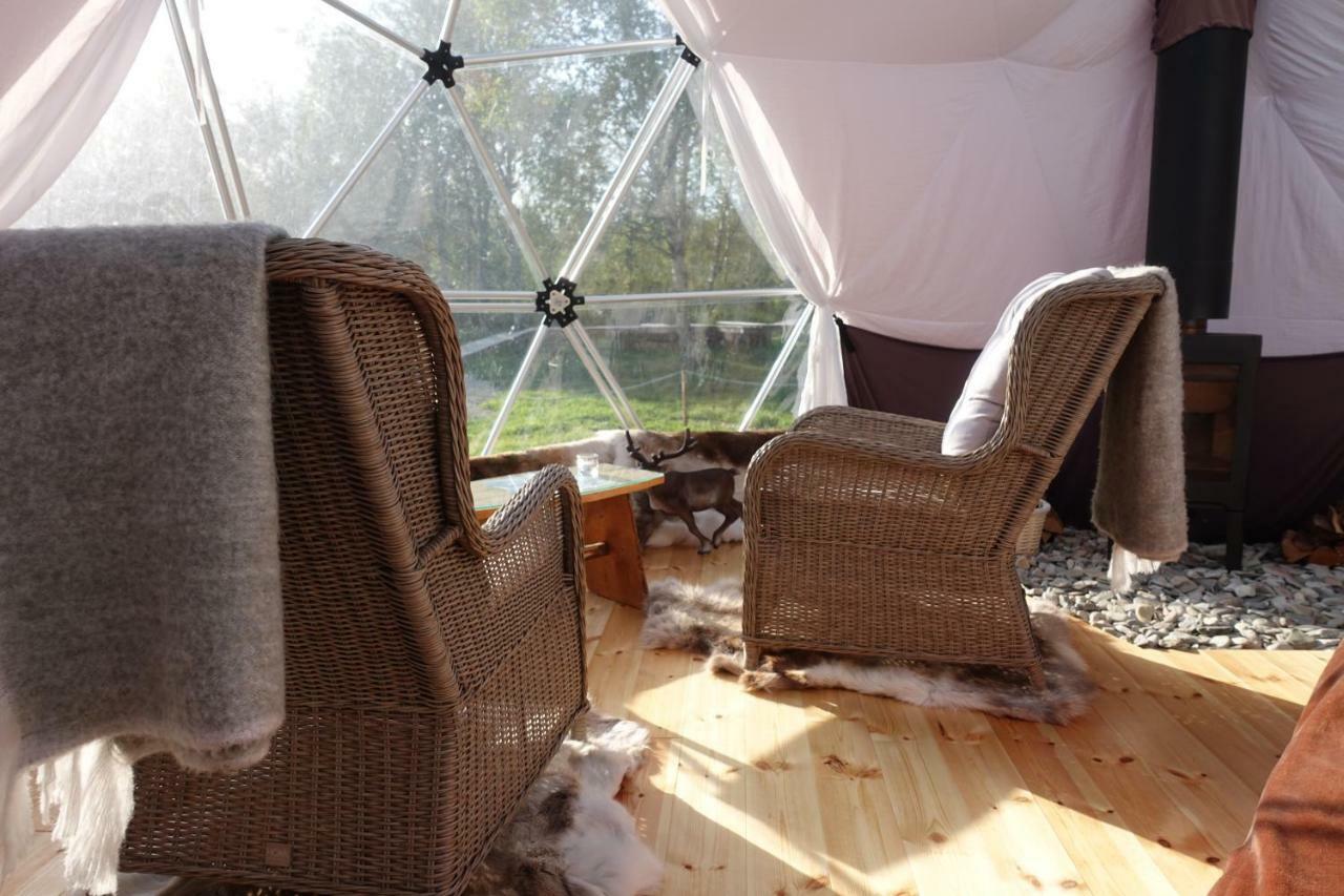 Wild Caribou Dome Luxury tent